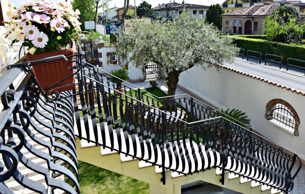 Residenza La Ricciolina Aparthotel Verona Exteriör bild