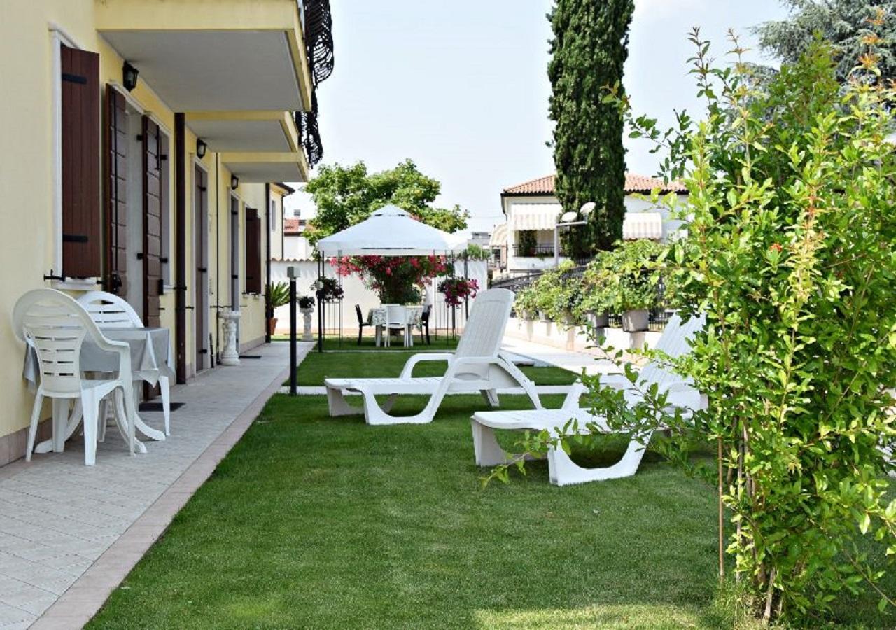 Residenza La Ricciolina Aparthotel Verona Exteriör bild