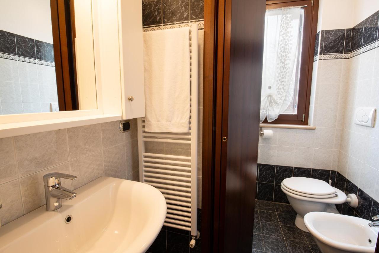 Residenza La Ricciolina Aparthotel Verona Exteriör bild